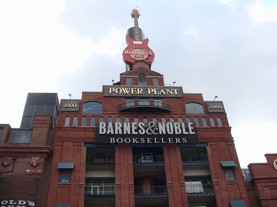 Baltimore [2009 July 02] 079.JPG - Scenes from Baltimore's Inner Harbor.